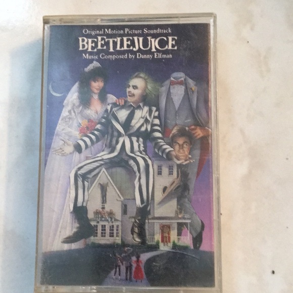 Four motion picture soundtracks on cassettes - Picture 2 of 9